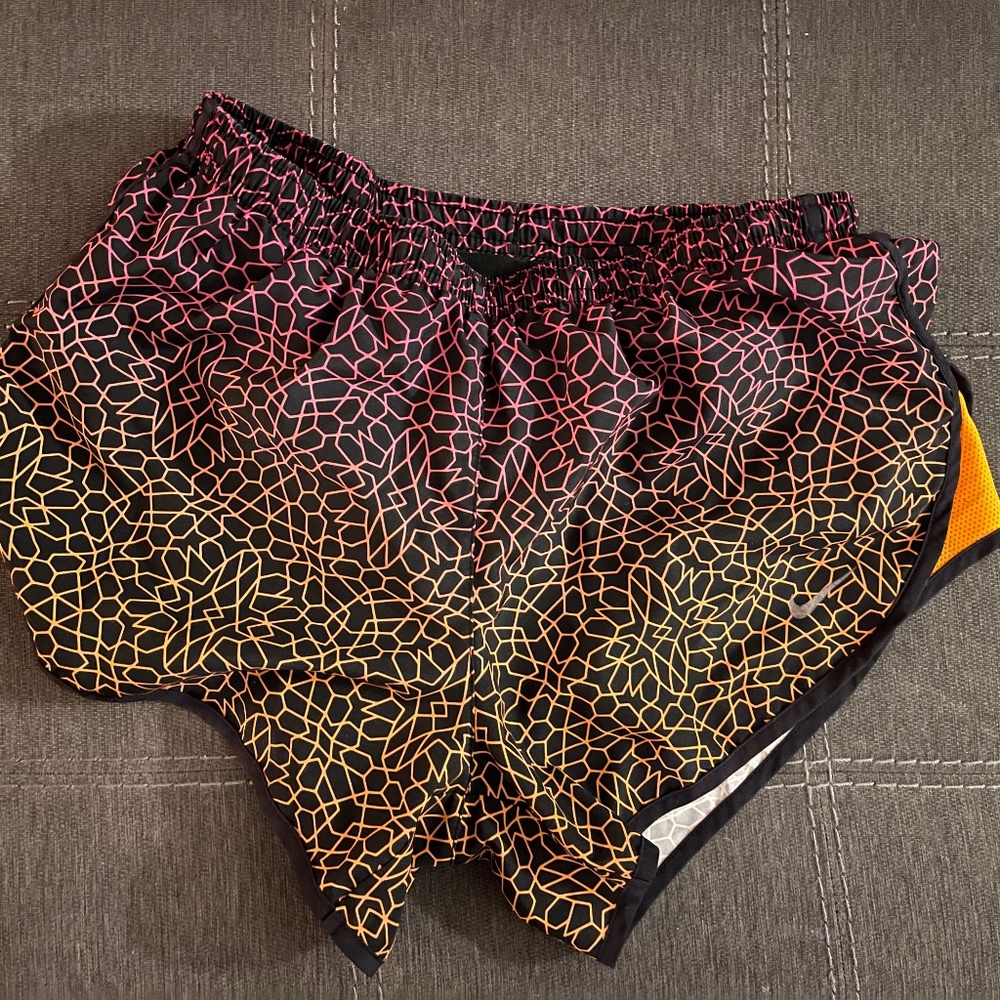 Nike workout shorts size small